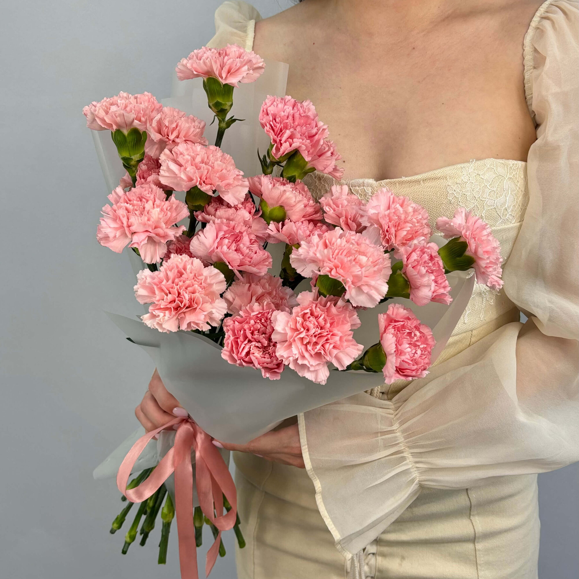 Букет из гвоздик в Санкт-Петербурге