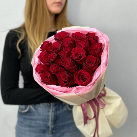 Монобукет №160 из 19 красных роз