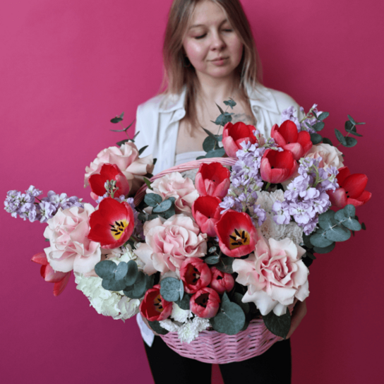 Композиция №166 из гортензии, роз, хризантем, тюльпанов и маттиолы Фото 5