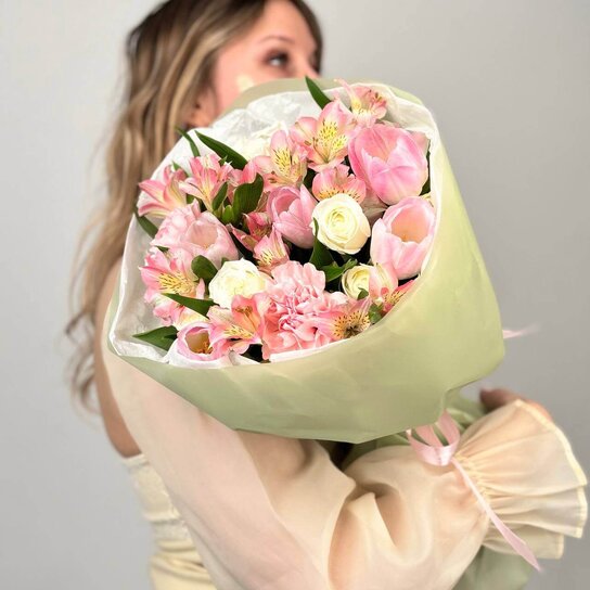 Авторский букет №212  "Ветер весны" Фото 3