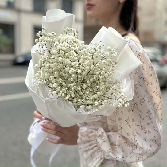 Монобукет №130, воздушная белая гипсофила, размер S