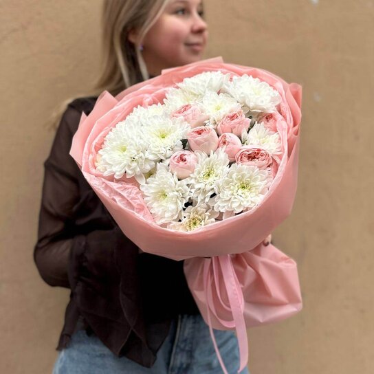 Авторский букет №194 Авторский букет из хризантем и кустовых роз Фото 2