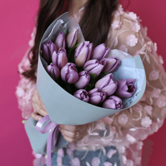 Монобукет №198 из 17 лиловых тюльпанов Фото 3