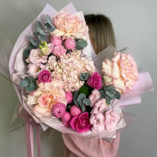 Авторский букет №304 Эустома, пионовидные и французские розы Фото 4