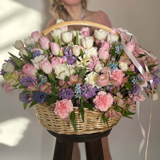 Композиция №157 "Корзина тюльпанов" Фото 2