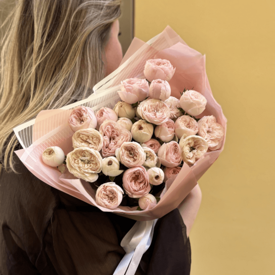 Монобукет №236 из кустовых роз Менсфилд Парк 9 шт Фото 3