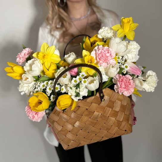 Композиция №154 "Корзинка с весной"