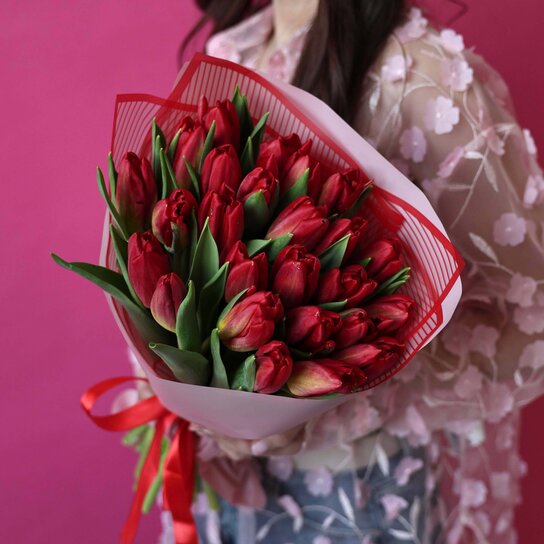 Монобукет №201 из 25 красных тюльпанов