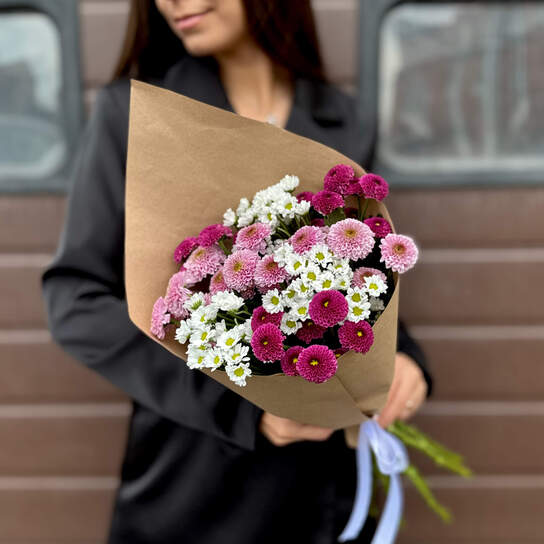 Монобукет №143 из хризантем сантини