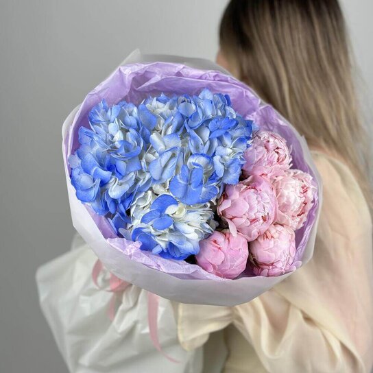Авторский букет №286 Голубая гортензия и пионы Sara Bernhardt Фото 4