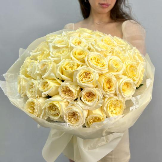 Монобукет №102, 51 пионовидная садовая Роза 55см, Эквадор