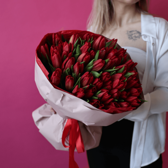 Монобукет №191 из 51 красного тюльпана Фото 3