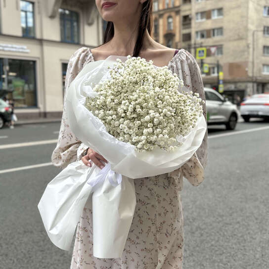 Монобукет №131, воздушная белая гипсофила, размер M