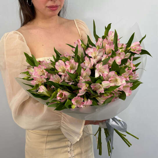 Монобукет №120, 17 розовых альстромерий