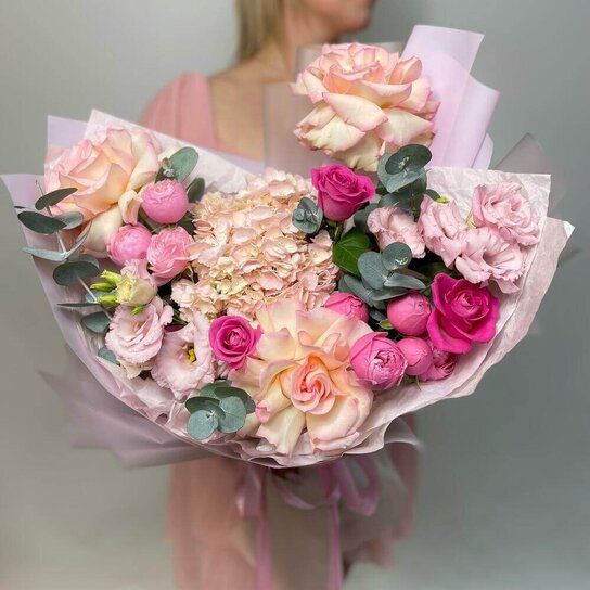 Авторский букет №304 Эустома, пионовидные и французские розы Фото 3
