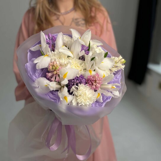 Авторский букет №206  из диантусов, ирисов и гиацинтов Фото 3