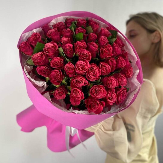 Монобукет №242 из 51 малиновой розы