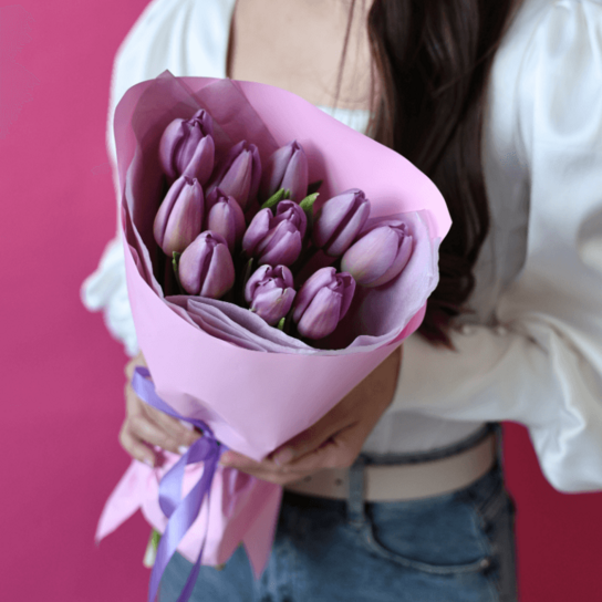 Монобукет №184 из 11 лиловых тюльпанов