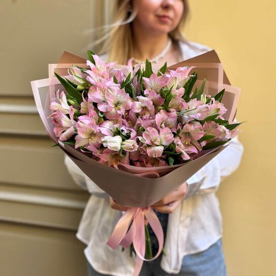 Монобукет №213 из 9 альстромерий