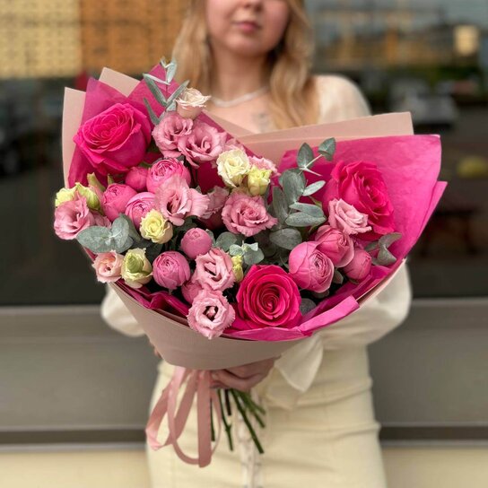 Авторский букет №243 из роз и эустомы Фото 3