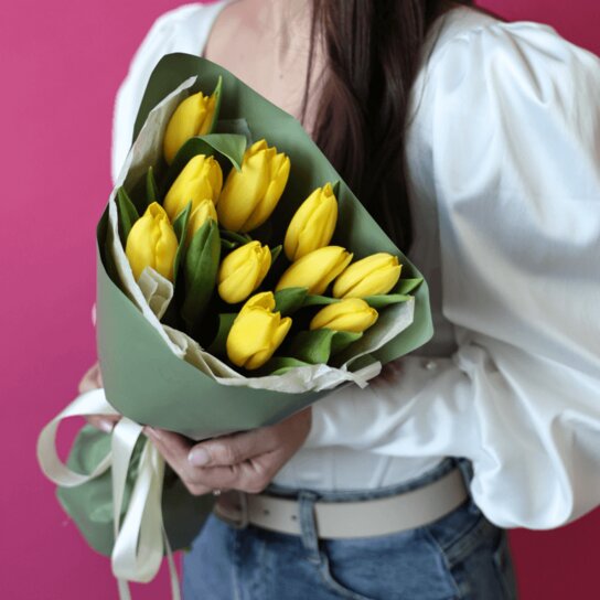 Монобукет №185 из 11 ярких желтых тюльпанов Фото 3