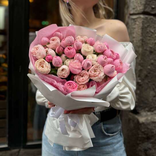 Монобукет №159 из пионовидных роз Фото 3