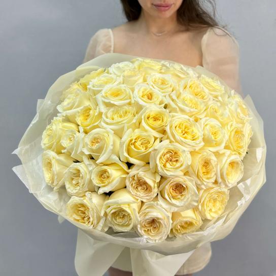 Монобукет №102, 51 пионовидная садовая Роза 55см, Эквадор