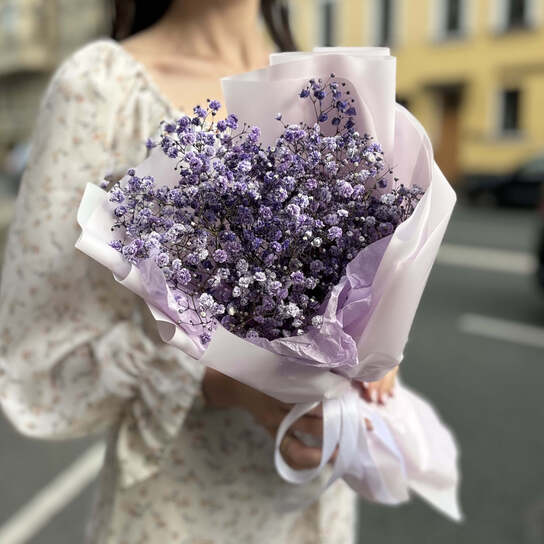 Монобукет №135, воздушная фиолетовая гипсофила, размер S