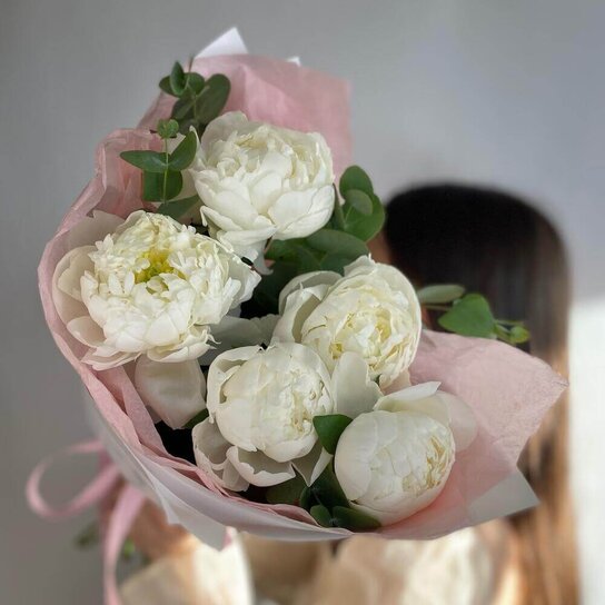 Монобукет №255 Белоснежные ароматные пионы