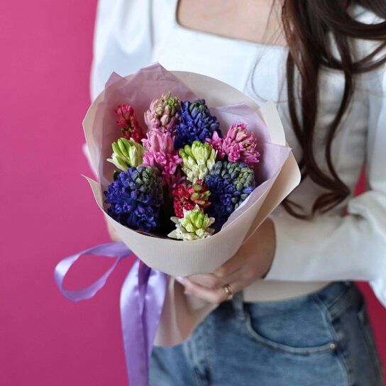 Монобукет №181 из 9 радужных гиацинтов Фото 4