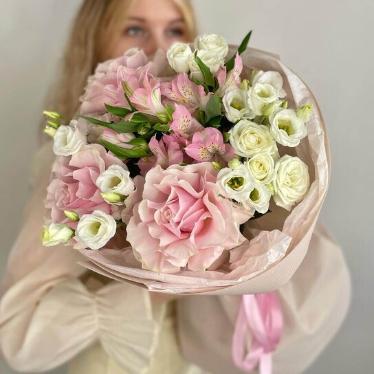 Авторский букет №267 Нежный букет из французских роз Фото 4