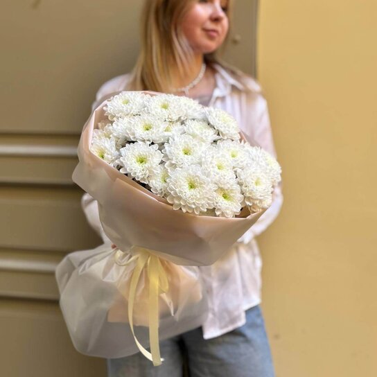 Монобукет №212 из 5 хризантем Фото 3