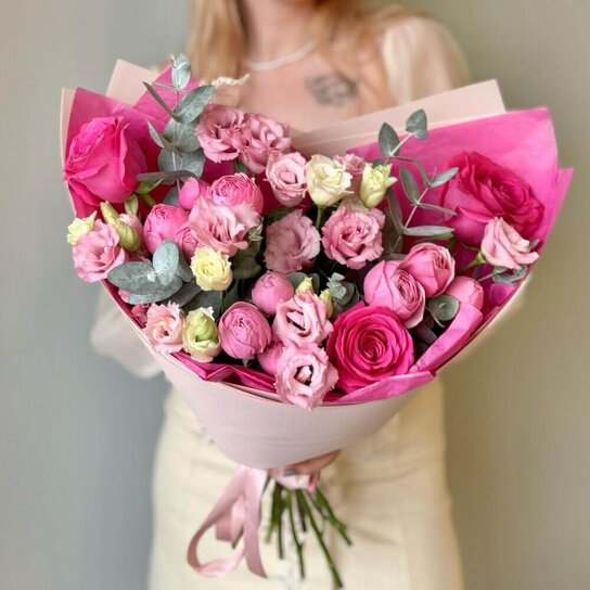 Авторский букет №268 Малиновый букет: Эустома | Пионовидная Роза | Ароматная Роза