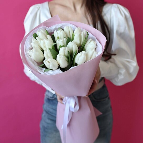 Монобукет №180 из 17 белоснежных тюльпанов Фото 2