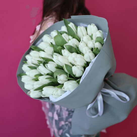 Монобукет №205 из 51 белоснежного тюльпана