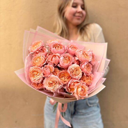 Монобукет №220 из пионовидной розы Джульетта Фото 4