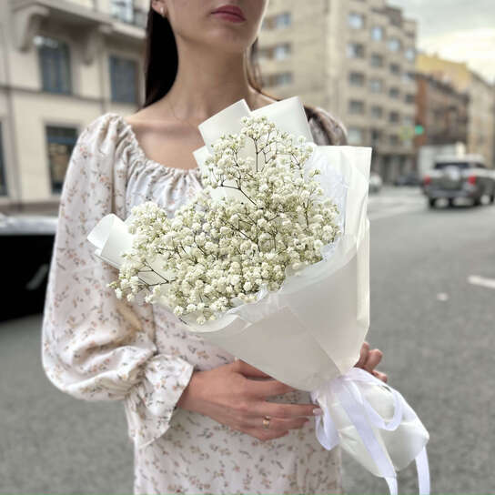 Монобукет №130, воздушная белая гипсофила, размер S