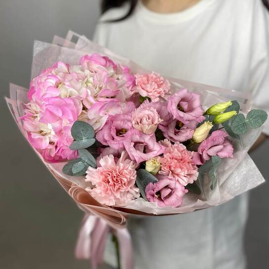 Авторский букет №125 с розовой эустомой