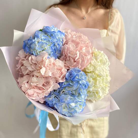 Монобукет №144 из гортензий