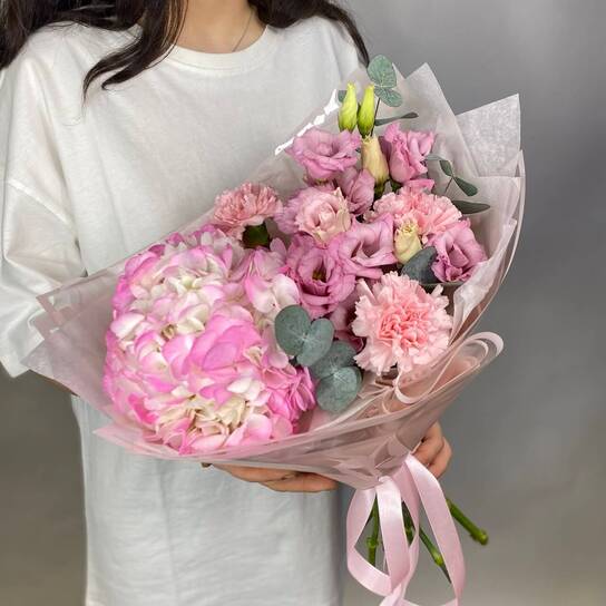 Авторский букет №125 с розовой эустомой