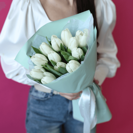 Монобукет №183 из 11 белоснежных тюльпанов Фото 2
