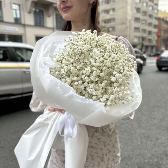 Монобукет №131, воздушная белая гипсофила, размер M