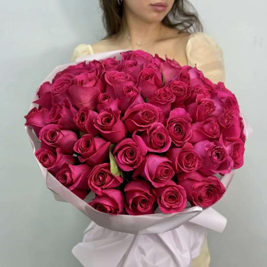 Монобукет №103, 51 малиновая Роза Pink Floyd 55см, Эквадор