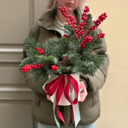 Композиция №141 "Рождественская" из нобилиса и красного илекса Фото 3