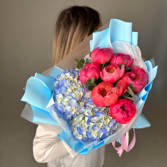 Авторский букет №230 из гортензий и пионов Фото 3