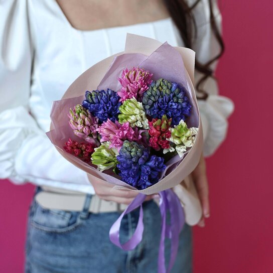 Монобукет №181 из 9 радужных гиацинтов Фото 2