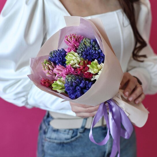 Монобукет №181 из 9 радужных гиацинтов Фото 3