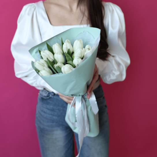 Монобукет №183 из 11 белоснежных тюльпанов Фото 3