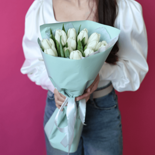 Монобукет №183 из 11 белоснежных тюльпанов Фото 5