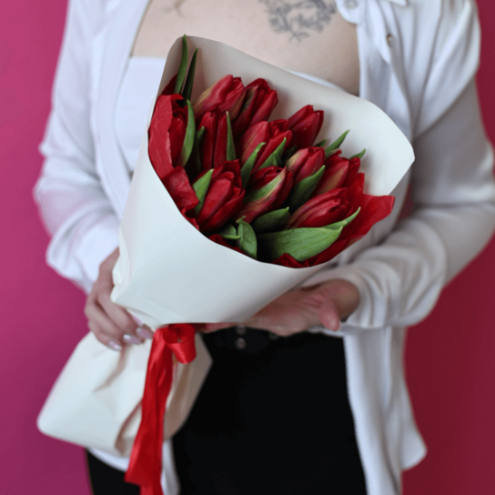 Монобукет №192 из 11 красных тюльпанов Фото 3